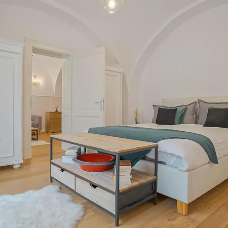 דירה Luxury Garden